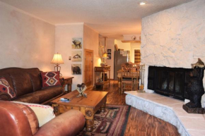 Claim Jumper Townhouse 16 - On The River - Across from the Fishing Ponds - In Town - Near The Ski Area - Fireplace - WiFi - Sate